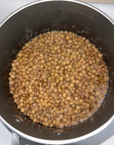 Boiled lentils