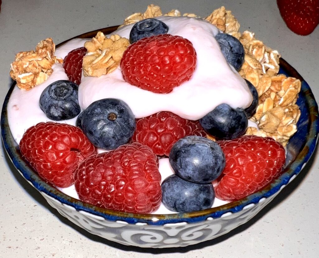 Greek yogurt granola and berries - healthy no-cook breakfast idea