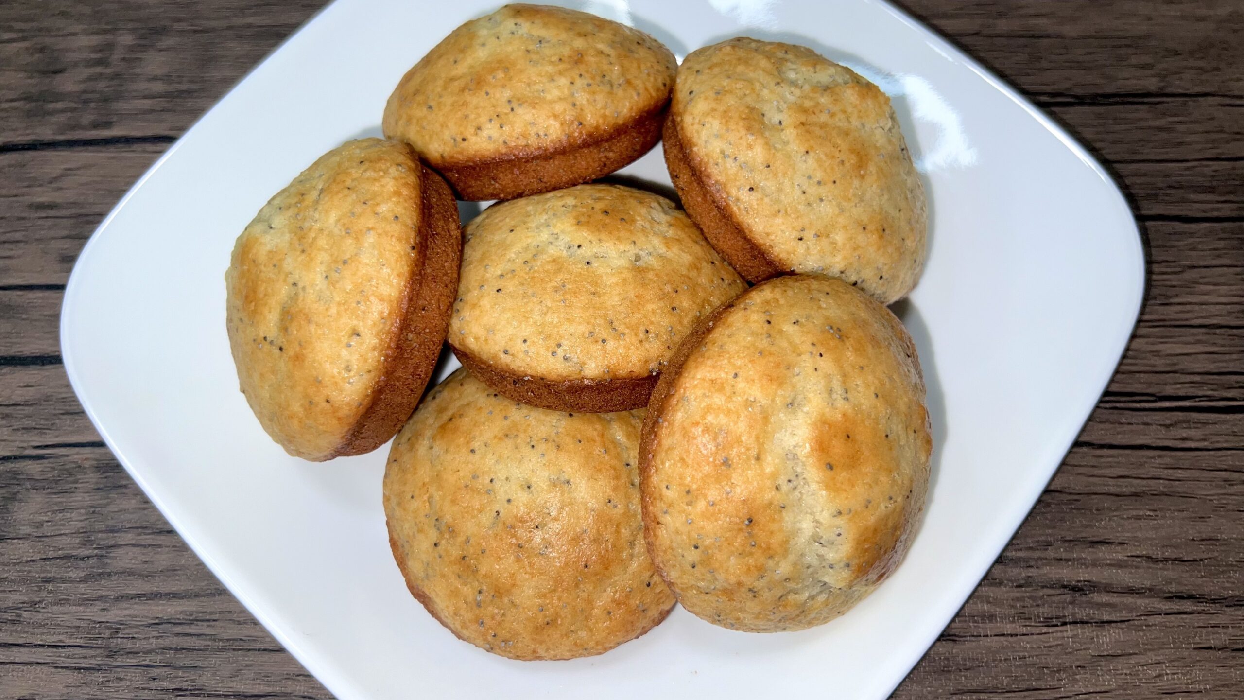 How to Make Poppy Seed Muffin Tops