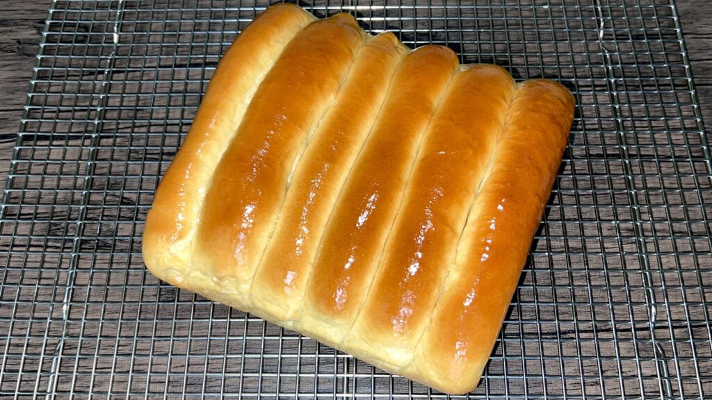 Condensed Milk Bread Rolls 2