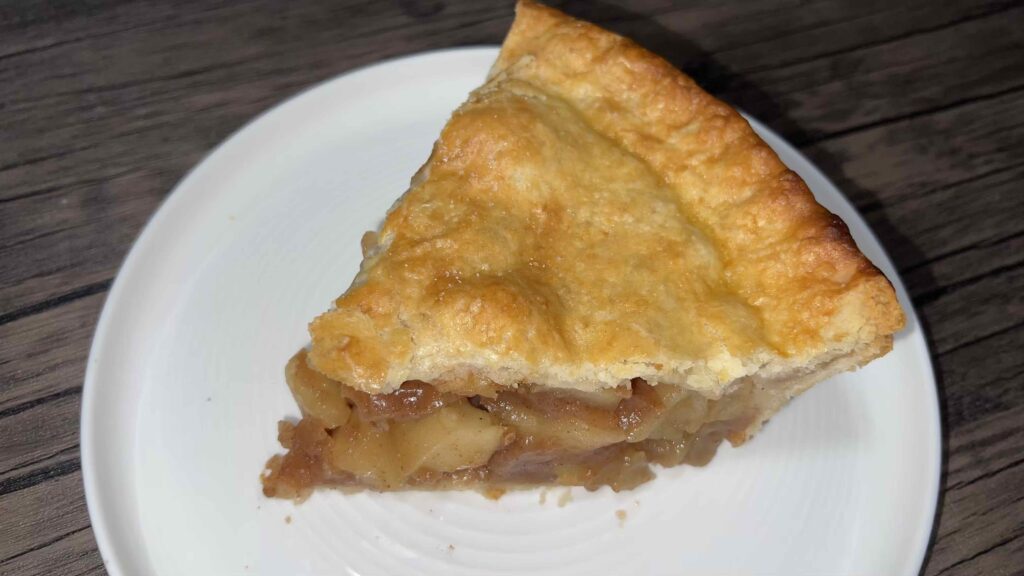 Apple pie slice