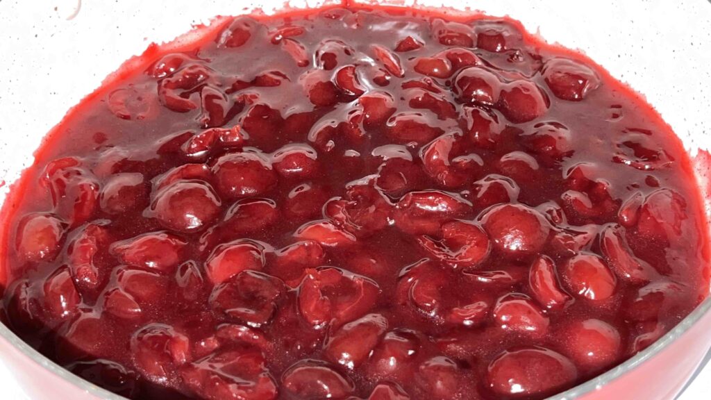 Cherry filling in a pot