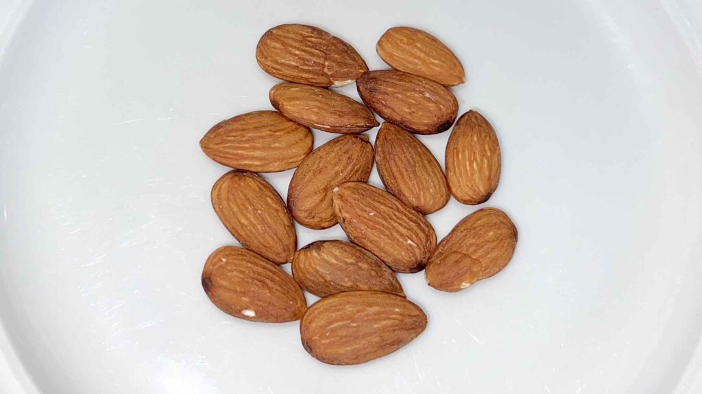 Almonds_Magnesium-rich foods