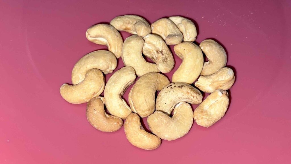 Cashews_Magnesium-rich foods