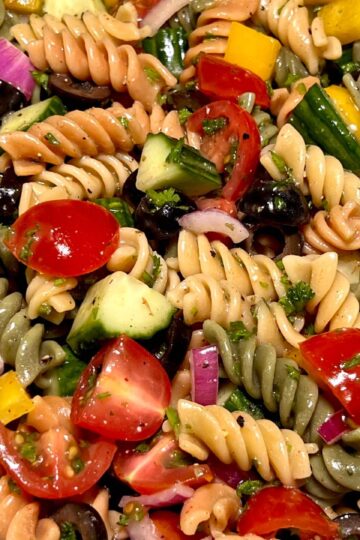 Vegetarian pasta salad image